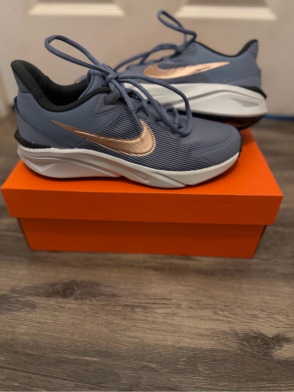 Nike Star Runner
